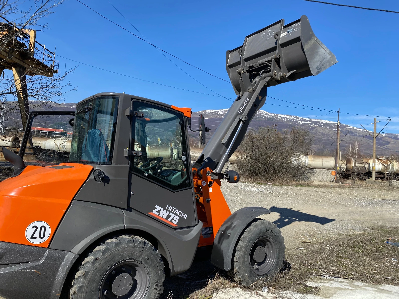   Hitachi ! | Mobile.bg   13