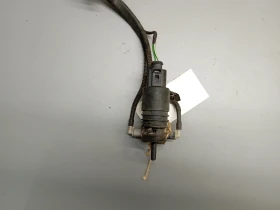 Помпа чистачки Фолксваген Туран 2.0