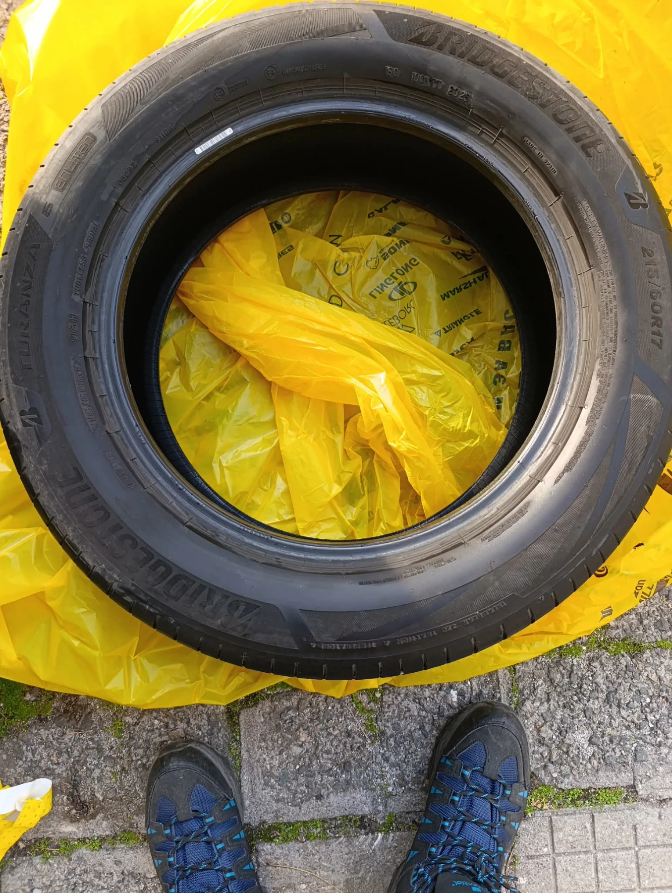 ���� 215/60R17 | Mobile.bg � ����������� 2