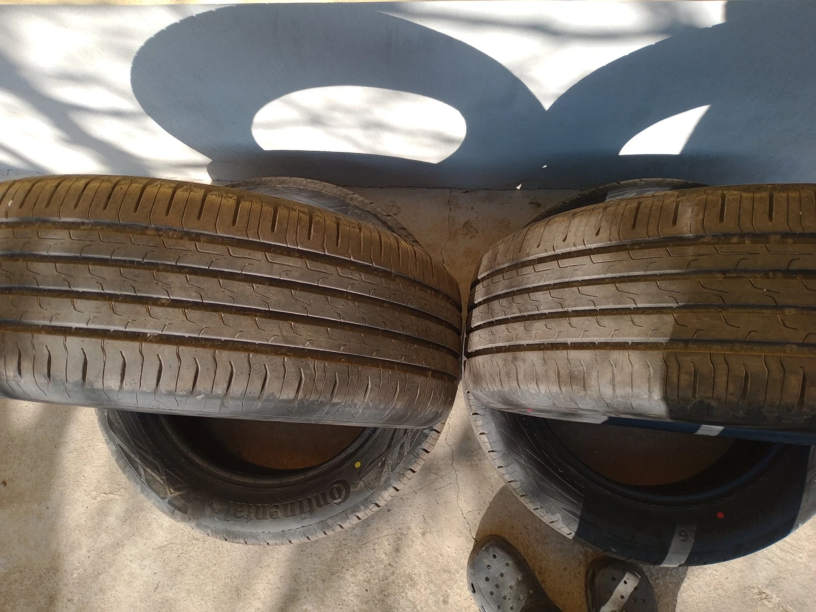 Гуми Летни 215/55R17, снимка 4 - Гуми и джанти - 53766766