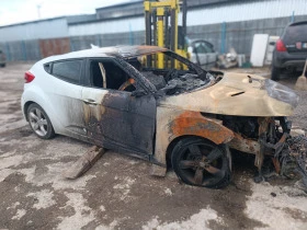 Hyundai Veloster  1.6, снимка 2