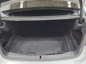 BMW 330 i 2.0 XDRIVE, снимка 11