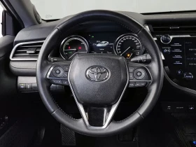 Toyota Camry XLE 2.5 Хибрид, снимка 4