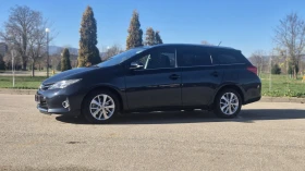 Toyota Auris Touring sports 2.0d - 13499 лв. / 6901.93 € - 72040197 4