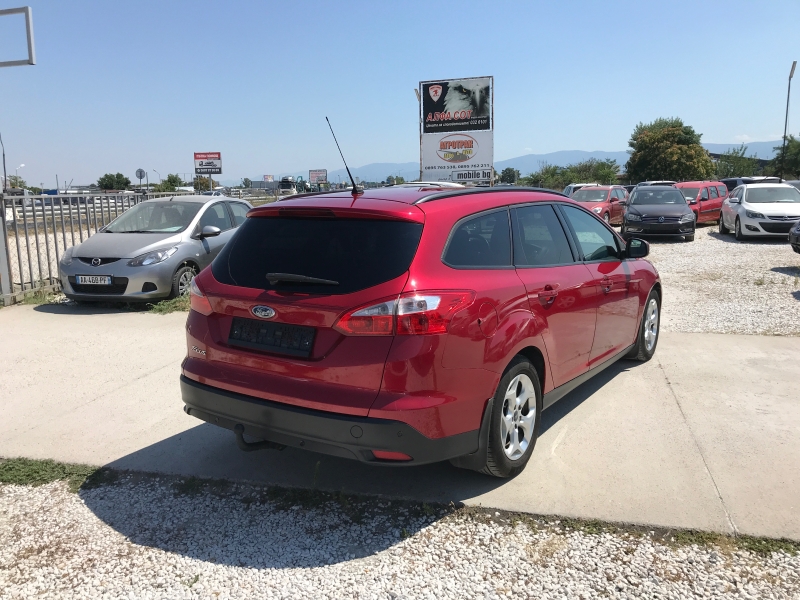 Ford Focus 1.6i, снимка 3 - Автомобили и джипове - 37581331