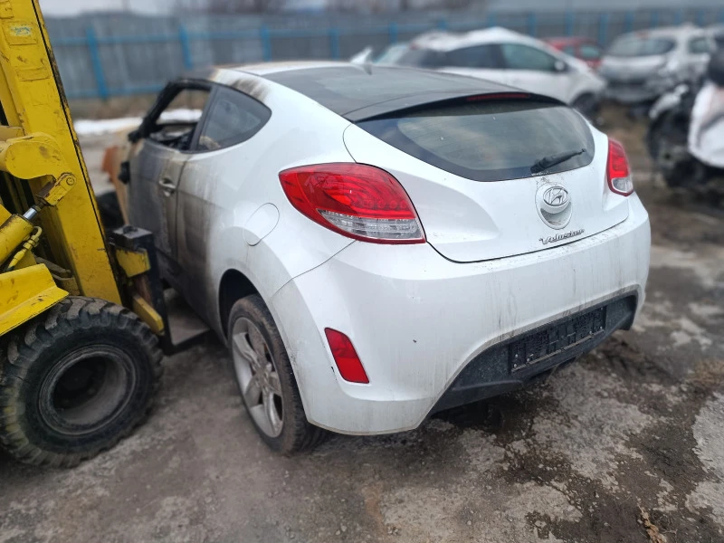 Hyundai Veloster  1.6, снимка 1 - Автомобили и джипове - 44035575