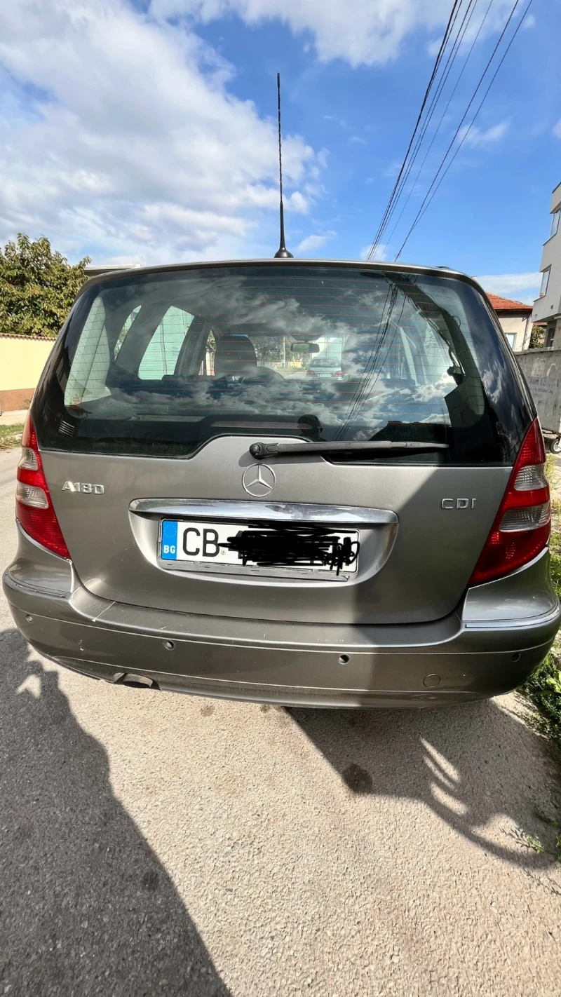 Mercedes-Benz A 180, снимка 4 - Автомобили и джипове - 47547146