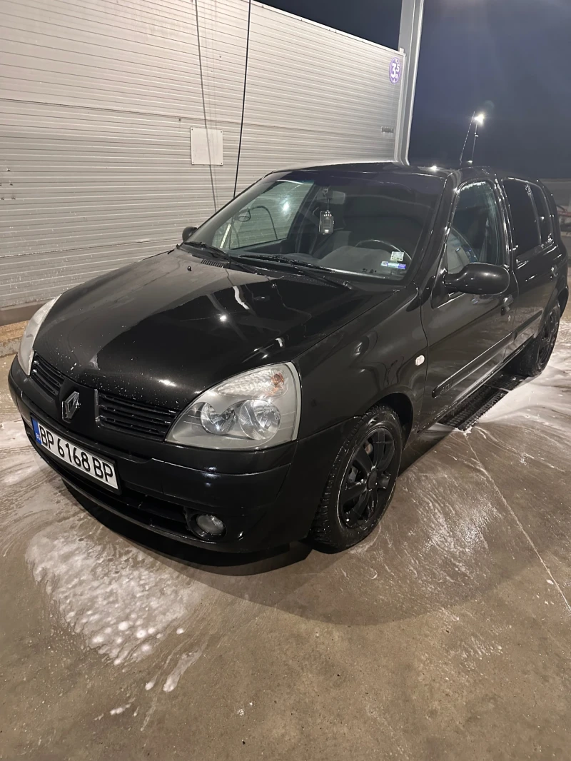 Renault Clio, снимка 1 - Автомобили и джипове - 48744197