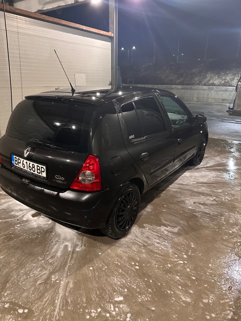 Renault Clio, снимка 4 - Автомобили и джипове - 48744197