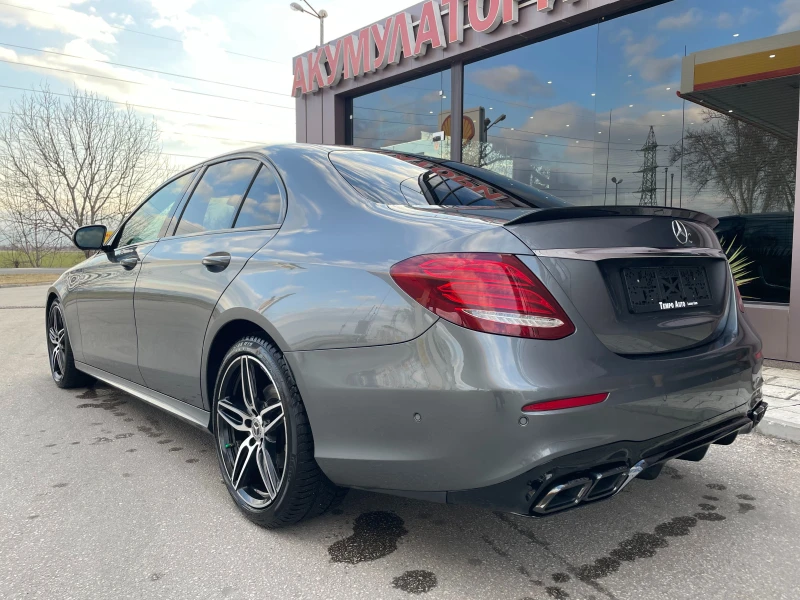 Mercedes-Benz E 220 63AMG OPTIC-2019г-LED-HEAD UP-ПОДГРЕВ-360cam-SPORT, снимка 4 - Автомобили и джипове - 49225072