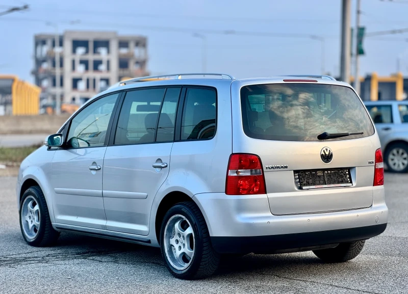 VW Touran 1.9TDi~105hp~BKC~DSG!, снимка 7 - Автомобили и джипове - 49261054