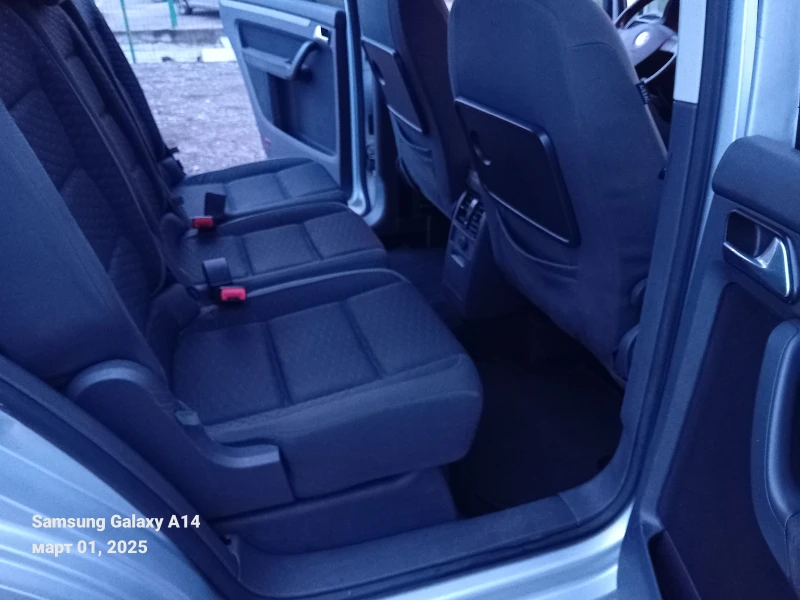 VW Touran 1.9TDI 105hp, снимка 9 - Автомобили и джипове - 49349523