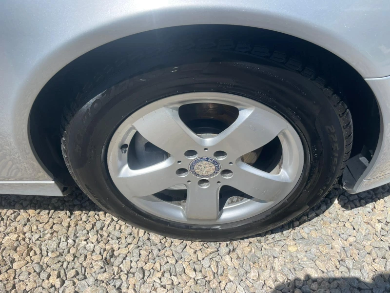 Mercedes-Benz E 280 /AVANTGARDE+ ОБДУХВАНЕ, снимка 14 - Автомобили и джипове - 50180104