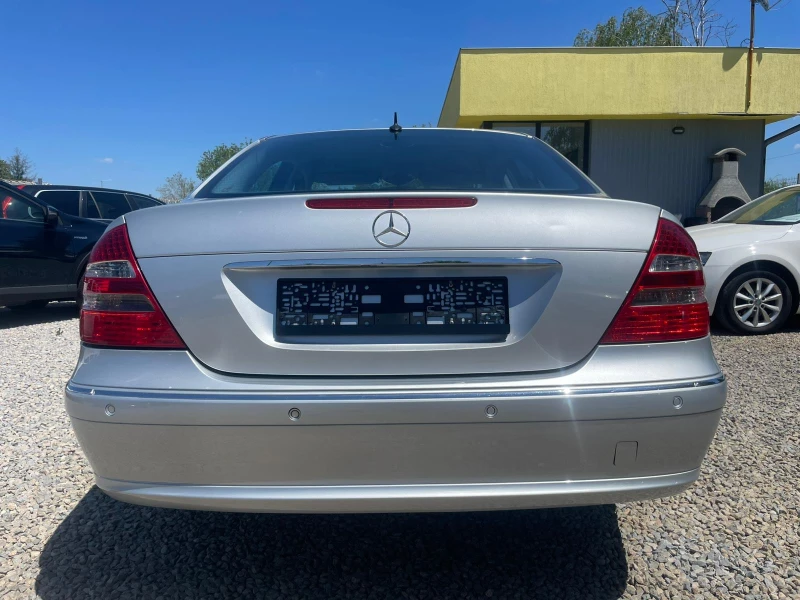 Mercedes-Benz E 280 /AVANTGARDE+ ОБДУХВАНЕ, снимка 7 - Автомобили и джипове - 50180104