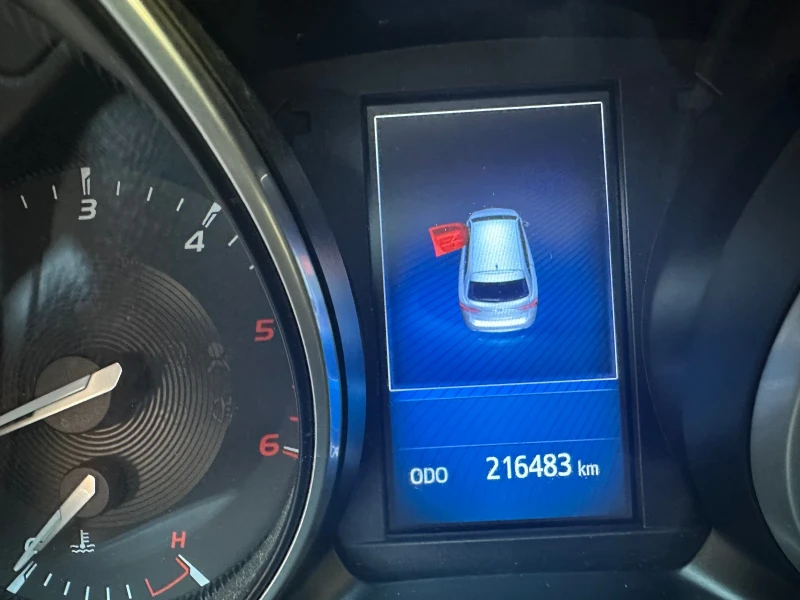 Toyota Avensis, снимка 12 - Автомобили и джипове - 52350920