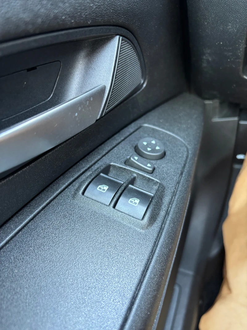 Fiat Punto 1.4 БЕНЗИН МЕТАН, снимка 12 - Автомобили и джипове - 51072460