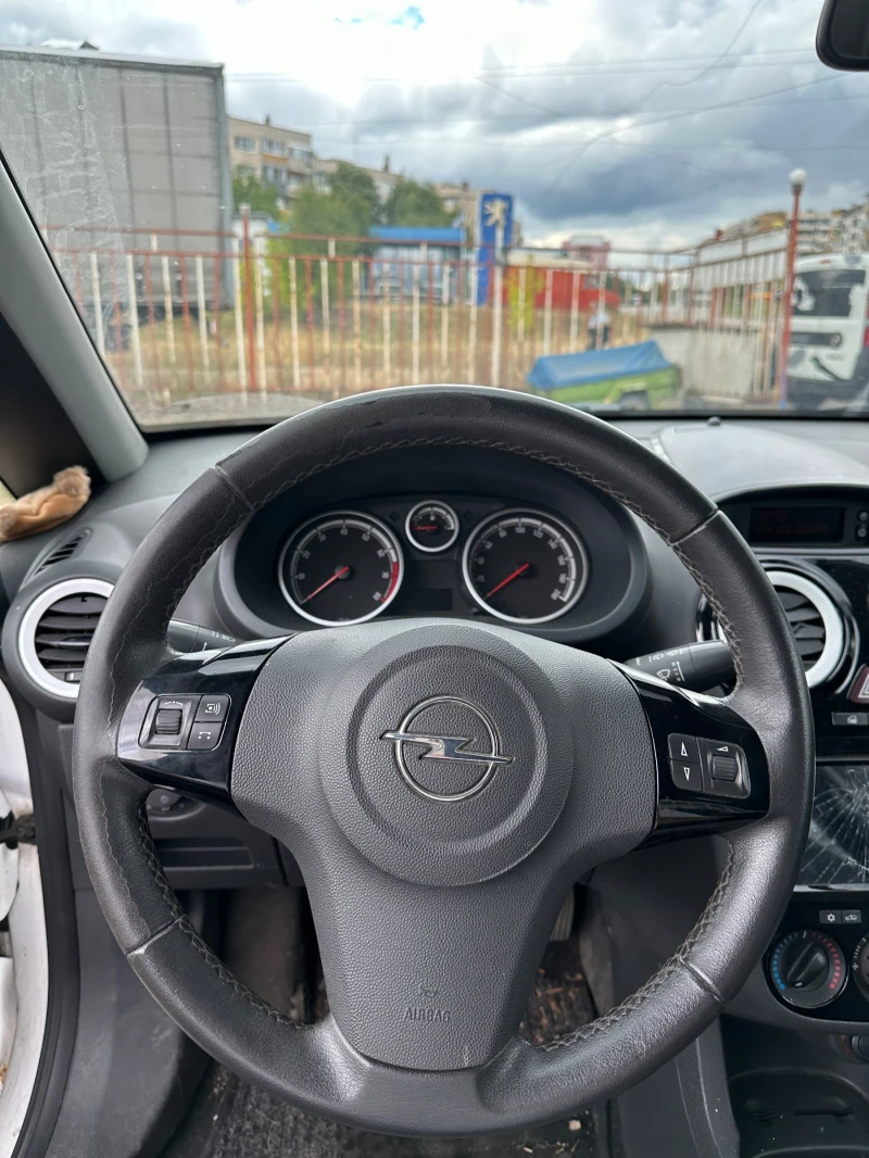 Opel Corsa 1.2 , снимка 9 - Автомобили и джипове - 53089072