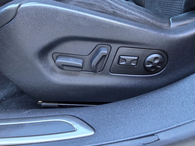 Citroen C5 2.0 HDI Exclusive, снимка 15 - Автомобили и джипове - 51772412