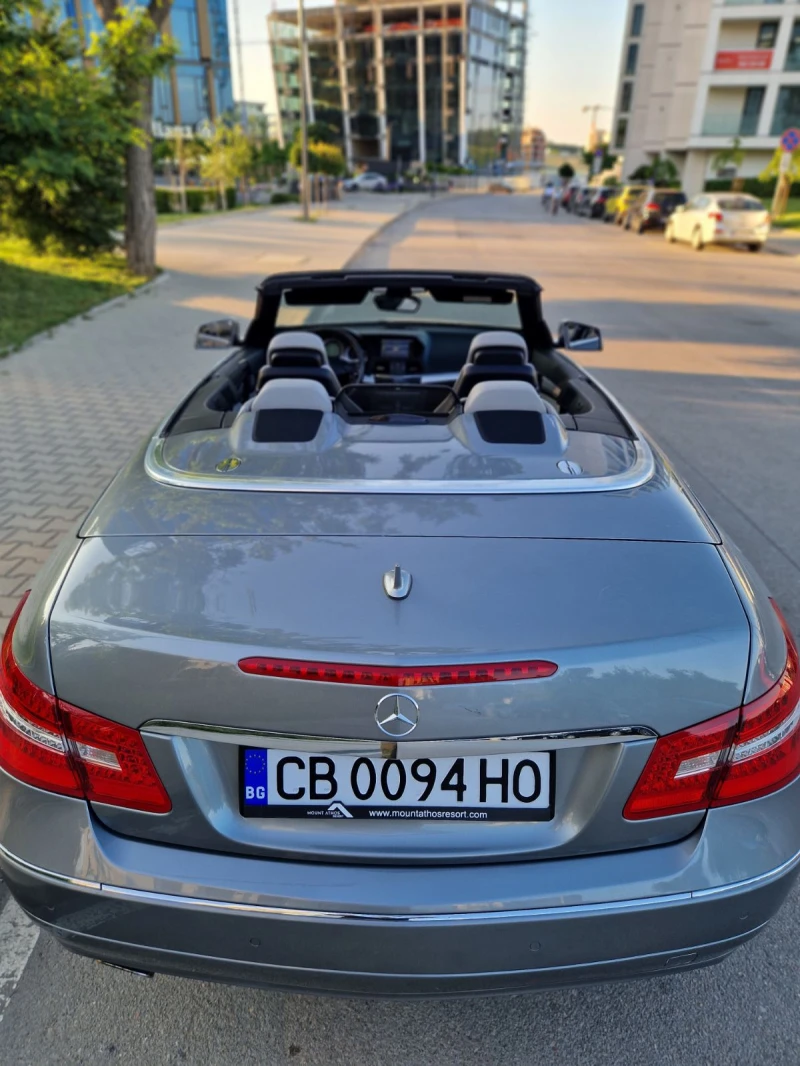 Mercedes-Benz E 250 CGI, снимка 4 - Автомобили и джипове - 52036963