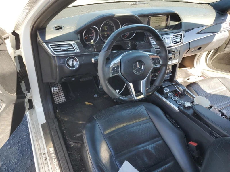 Mercedes-Benz E 63 AMG -S * Keyless Go* Lane assist* Distronic Plus* , снимка 8 - Автомобили и джипове - 52536474