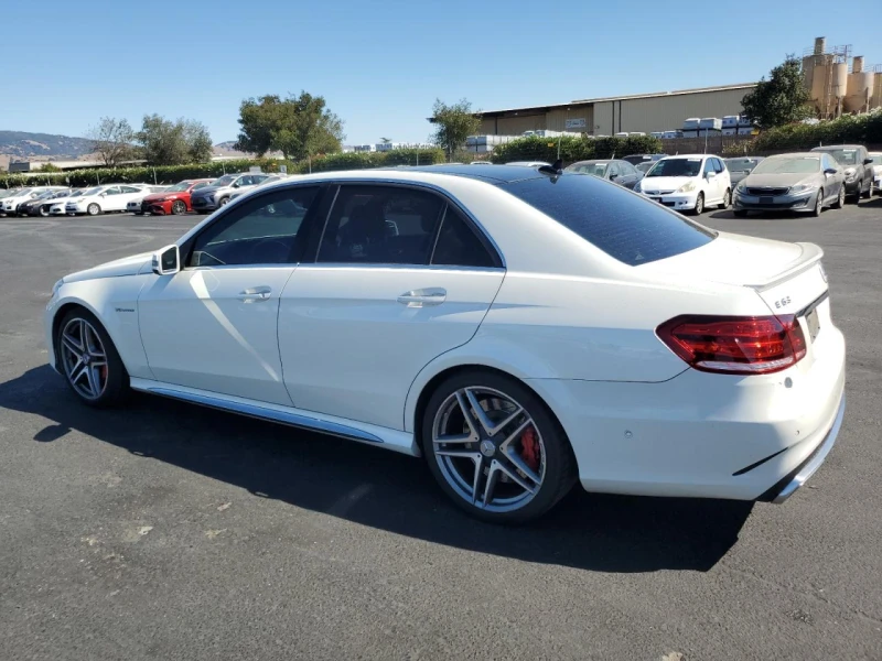 Mercedes-Benz E 63 AMG -S * Keyless Go* Lane assist* Distronic Plus* , снимка 3 - Автомобили и джипове - 52536474