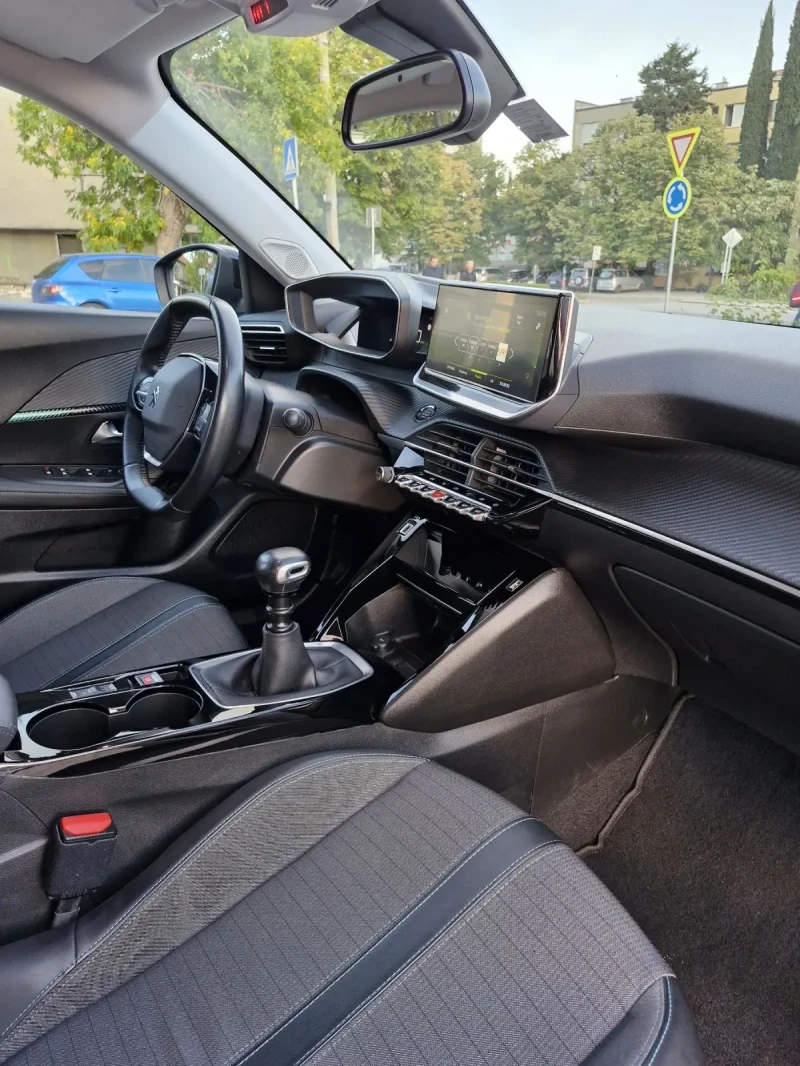 Peugeot 2008 1.5 HDi ALLURE , снимка 10 - Автомобили и джипове - 52964209