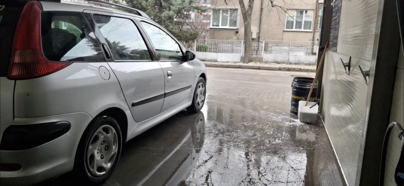 Peugeot 206 1.4 i, снимка 5 - Автомобили и джипове - 53221590