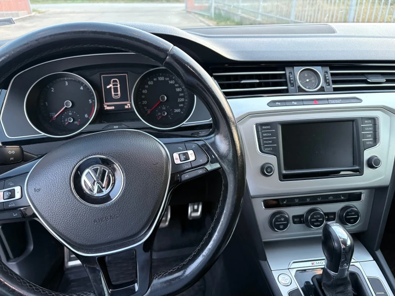 VW Passat 4 motion седан, снимка 9 - Автомобили и джипове - 53544814