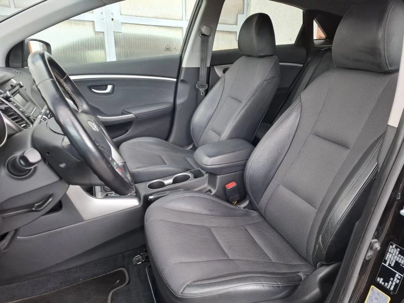 Hyundai I30 1.6CRDi AВТОМАТИК ЕURO5b, снимка 10 - Автомобили и джипове - 53542611