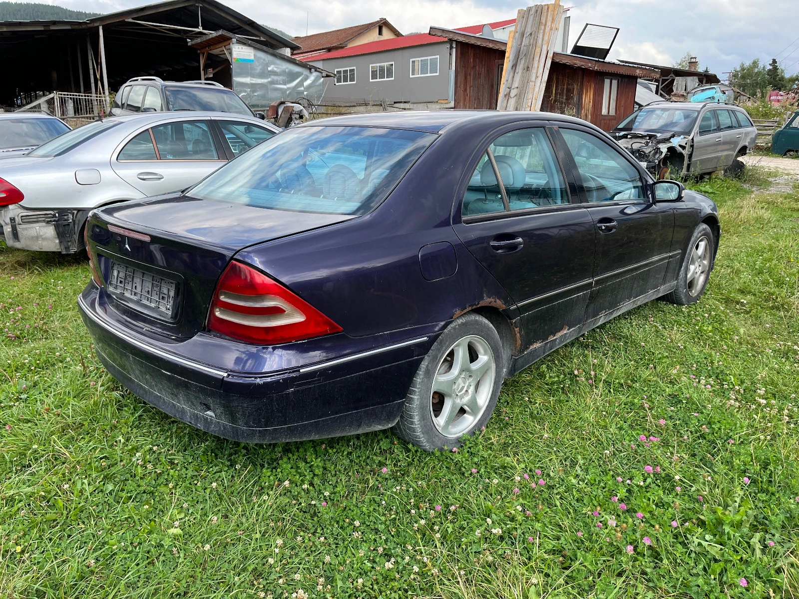 Mercedes-Benz C 220 На части - изображение 4