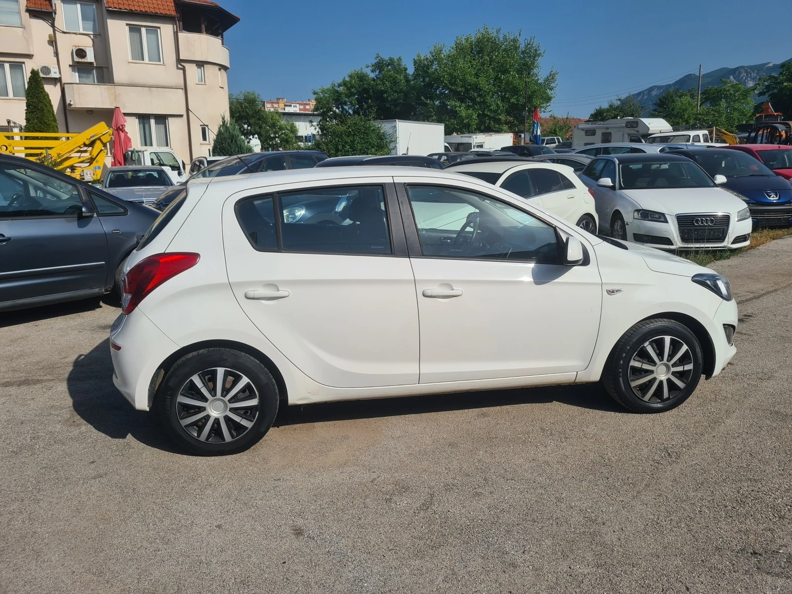 Hyundai I20 1.2I/84kc./5Bp/Klima - изображение 4