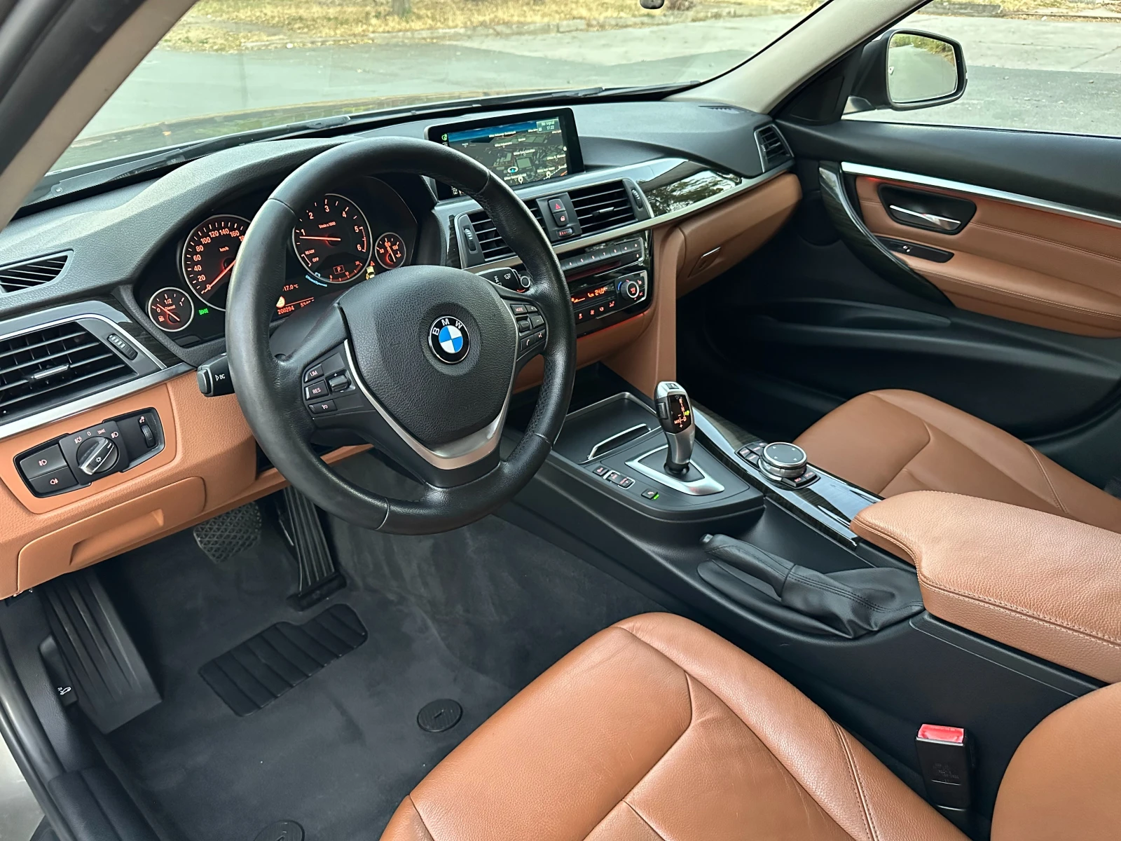 BMW 320 d X-DRIVE 190к.с FACALIFT LUXURY - изображение 8