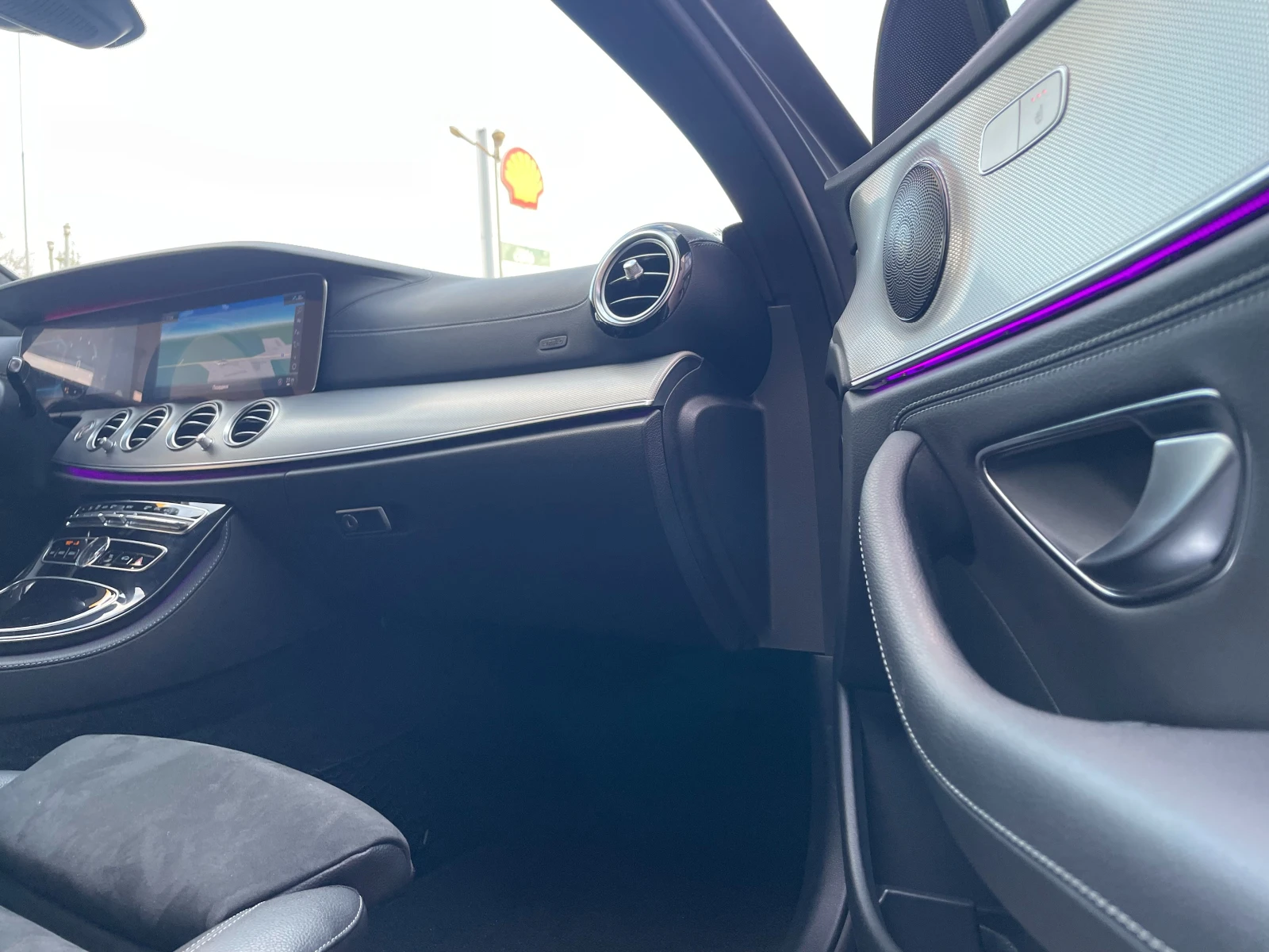 Mercedes-Benz E 220 63AMG OPTIC-2019г-LED-HEAD UP-ПОДГРЕВ-360cam-SPORT | Mobile.bg — изображение 16