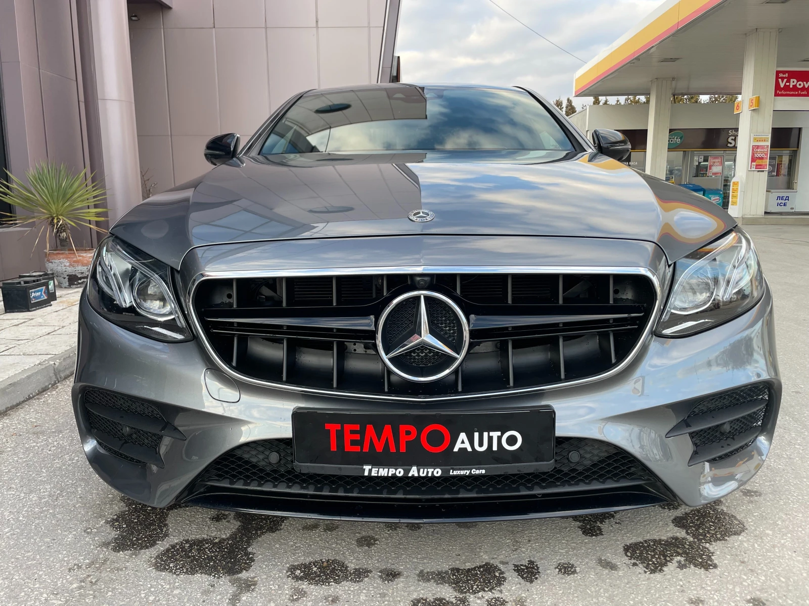 Mercedes-Benz E 220 63AMG OPTIC-2019г-LED-HEAD UP-ПОДГРЕВ-360cam-SPORT | Mobile.bg — изображение 1