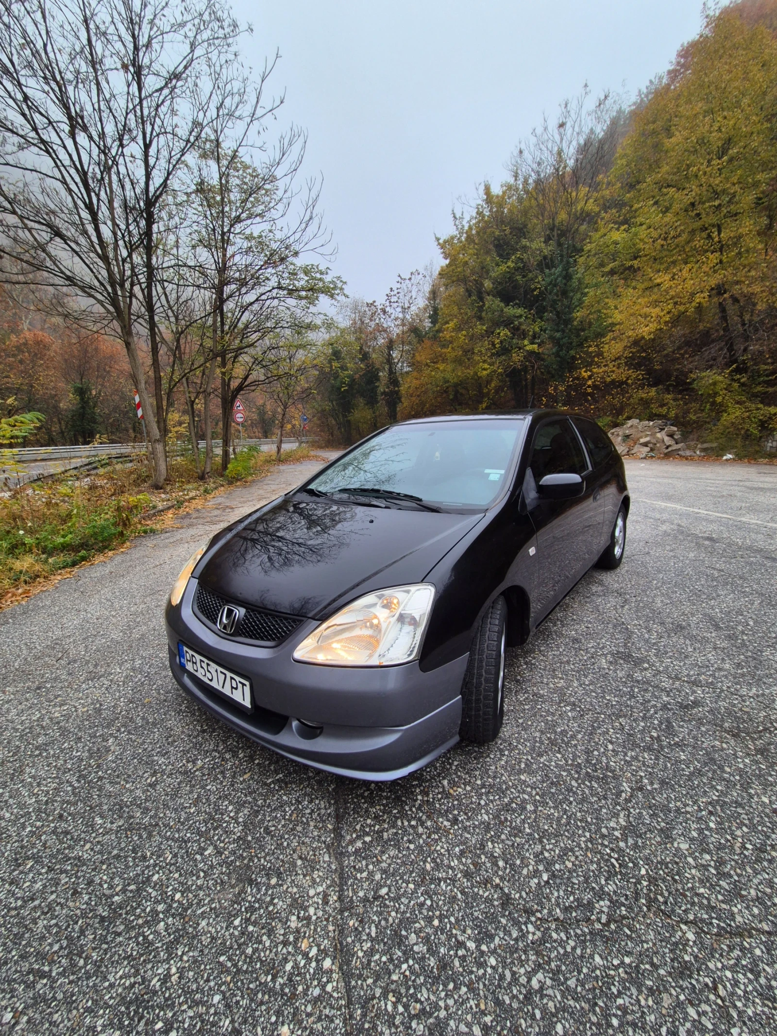 Honda Civic 1.7 - изображение 5