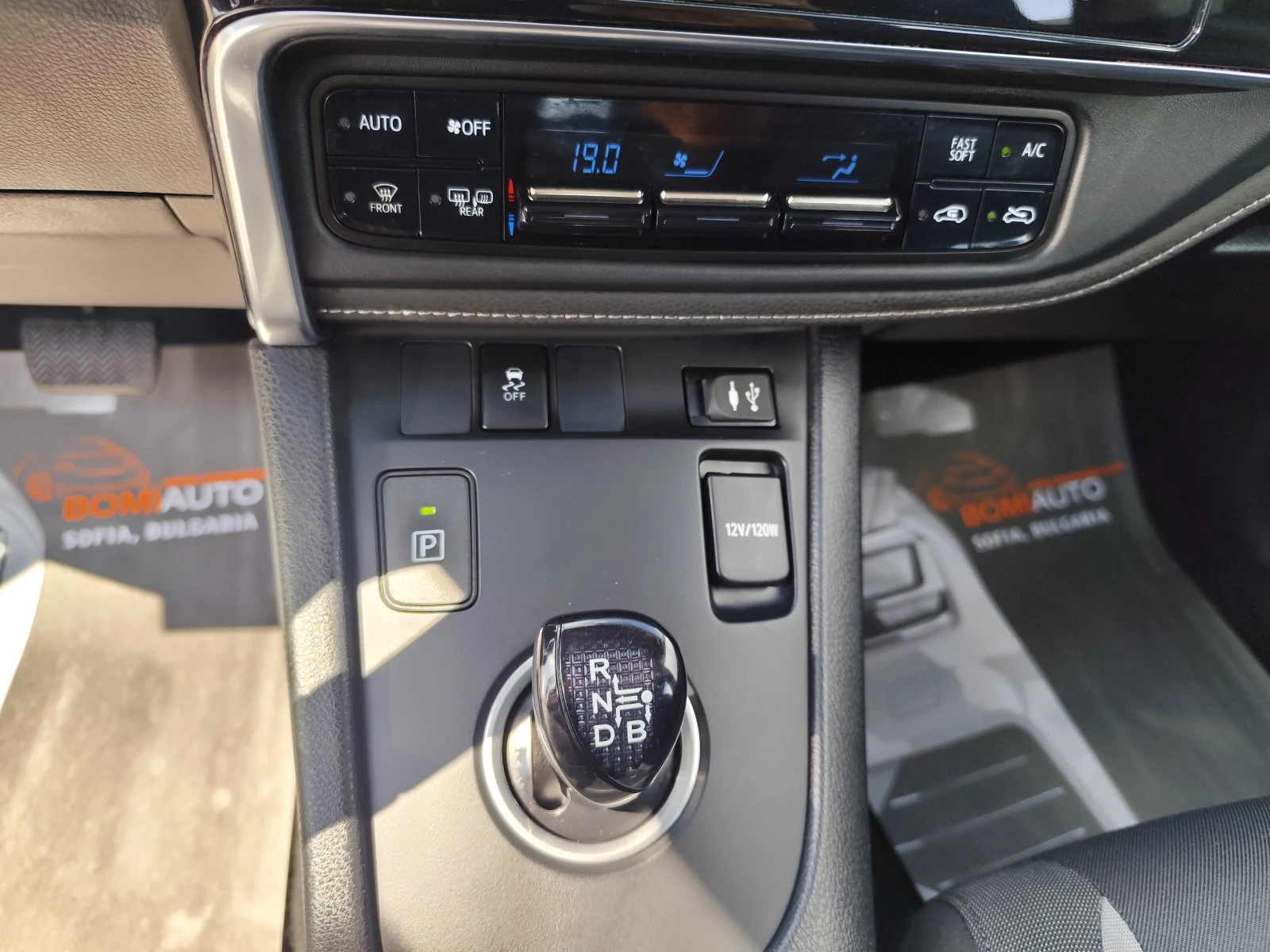 Toyota Auris 1.8HYBRID SYNERGY DRIVE* LED* EURO6B*  - изображение 10