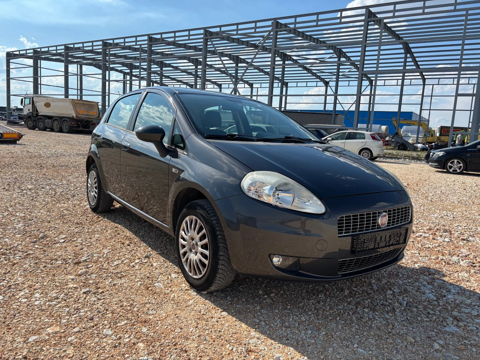 Fiat Punto 1.4 БЕНЗИН МЕТАН - изображение 2