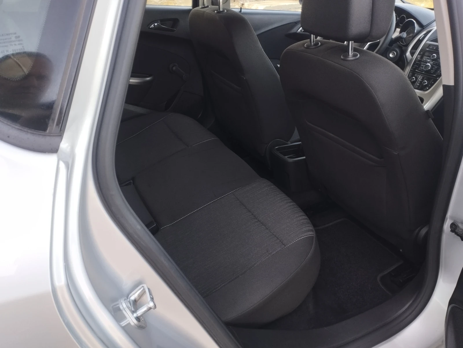 Opel Astra 1.4 ГАЗ/БЕНЗИН  - изображение 8