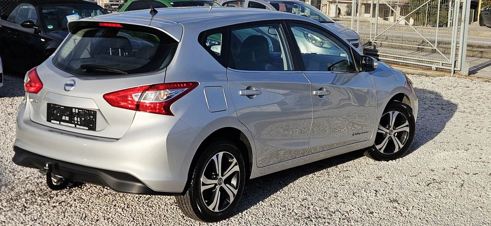Nissan Pulsar ����* ������* KEYLESS GO* ���������  | Mobile.bg � ����������� 10