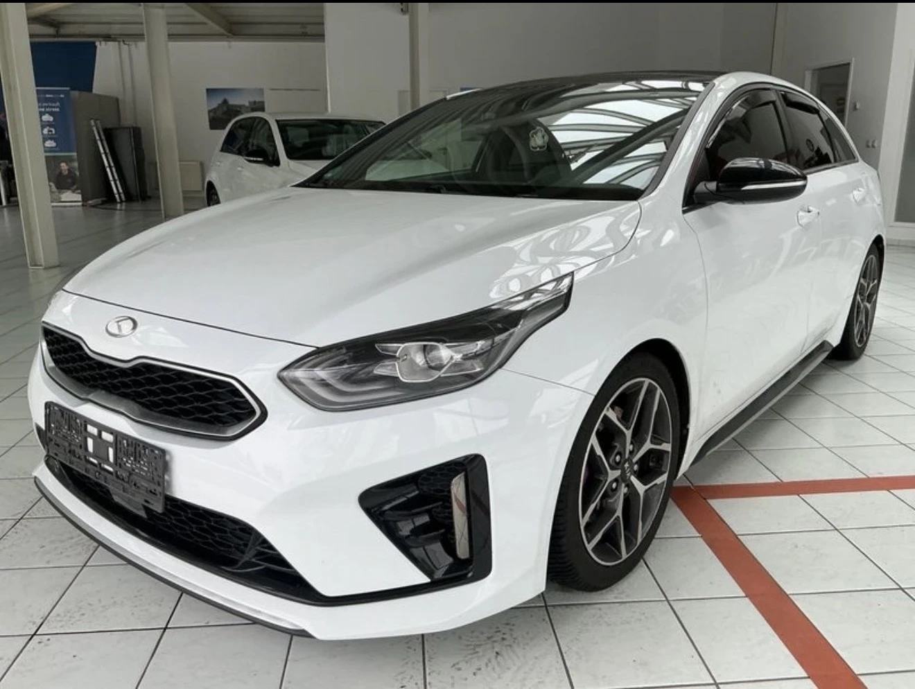 Kia Pro ceed 1.6CRDI-GT-Line-������ ���� ��������� �� 275 ���� | Mobile.bg � ����������� 1