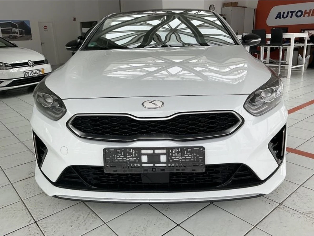 Kia Pro ceed 1.6CRDI-GT-Line-Лизинг през Уникредит по 275 евро - изображение 2