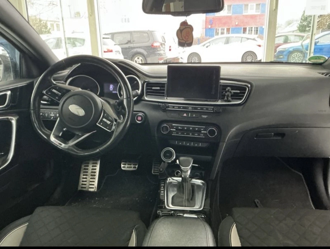 Kia Pro ceed 1.6CRDI-GT-Line-Лизинг през Уникредит по 275 евро - изображение 5