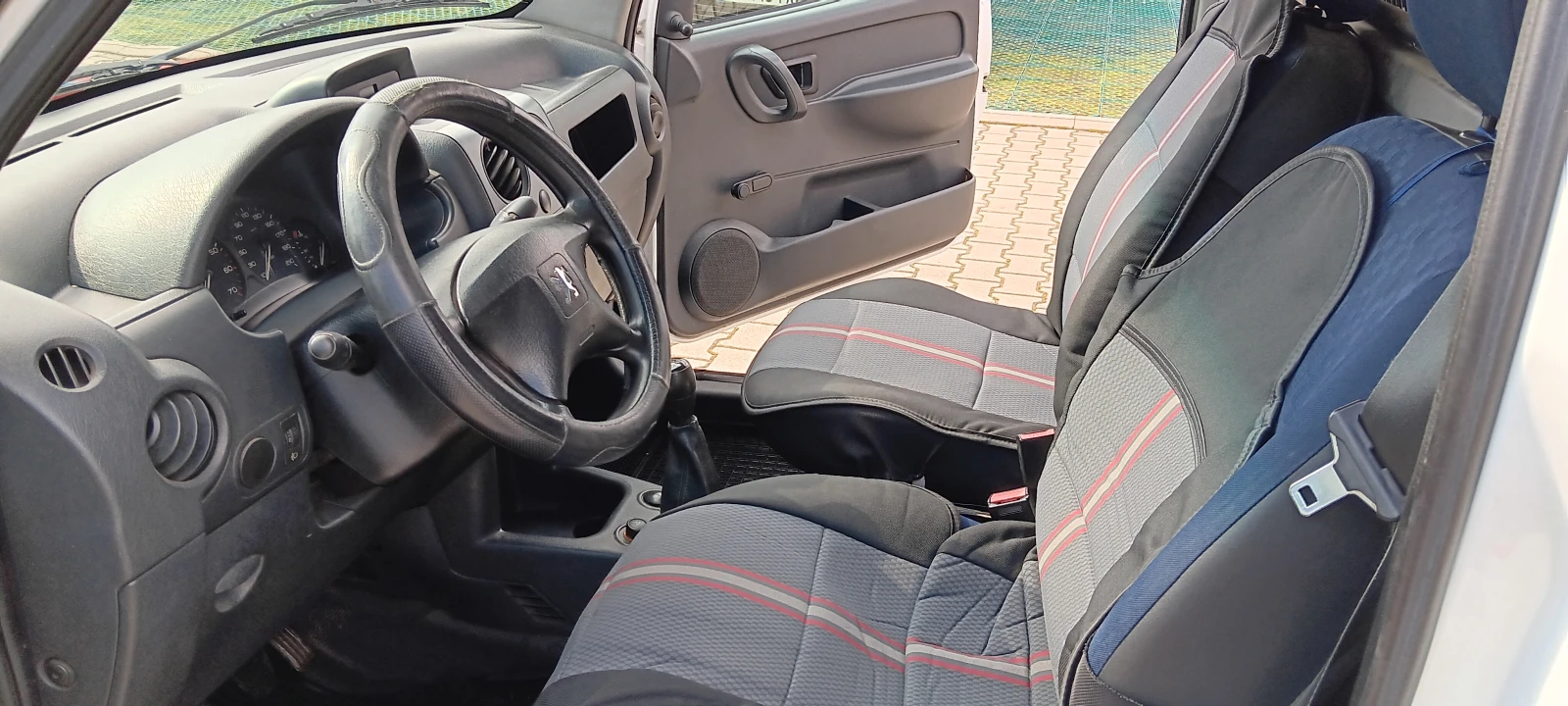 Peugeot Partner, снимка 8 - Автомобили и джипове - 53721803