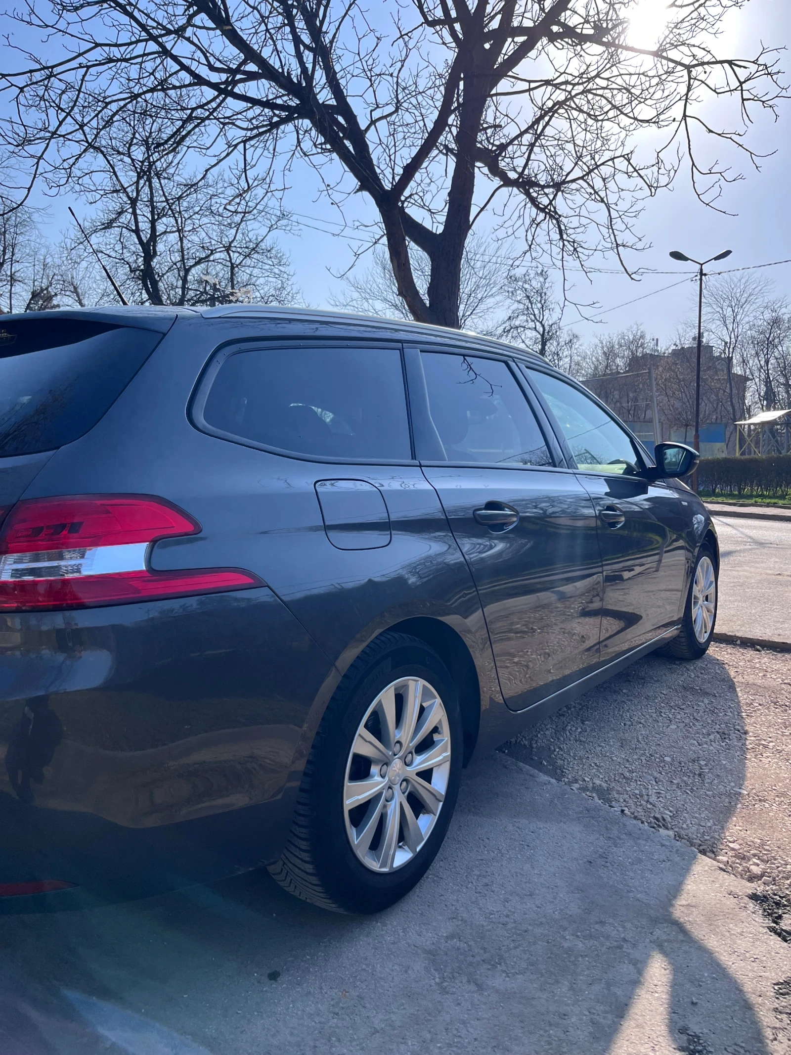 Peugeot 308 1.2i, снимка 6 - Автомобили и джипове - 53880312