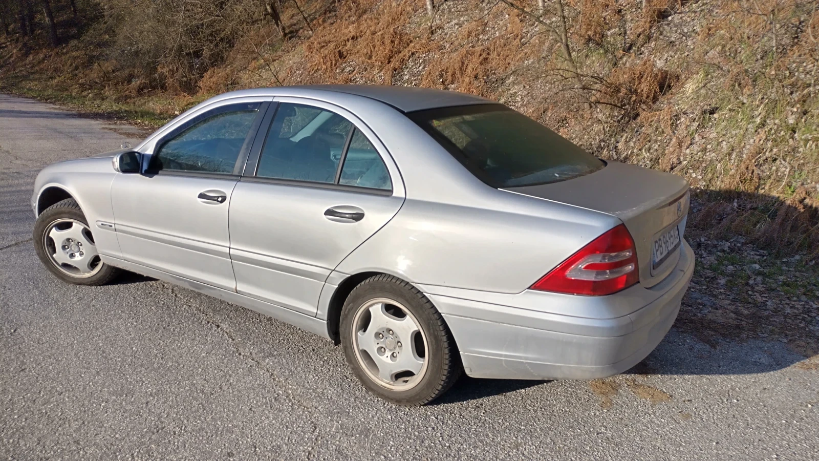 Mercedes-Benz C 180 W203, снимка 3 - Автомобили и джипове - 54250458