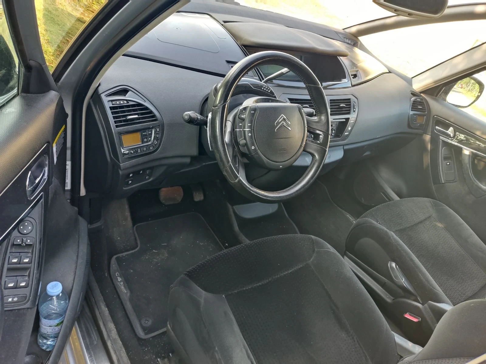 Citroen C4 Picasso, снимка 7 - Автомобили и джипове - 54391308