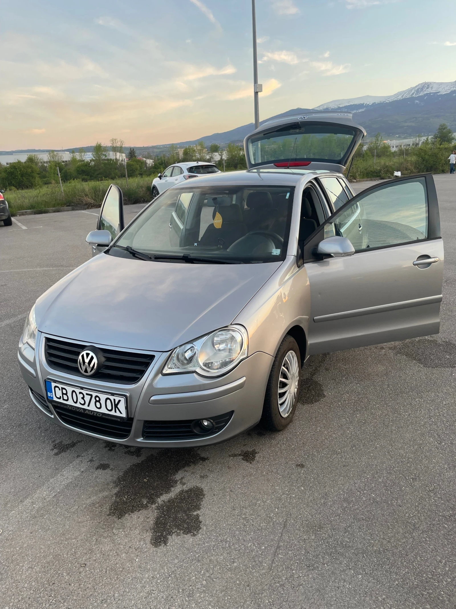 VW Polo