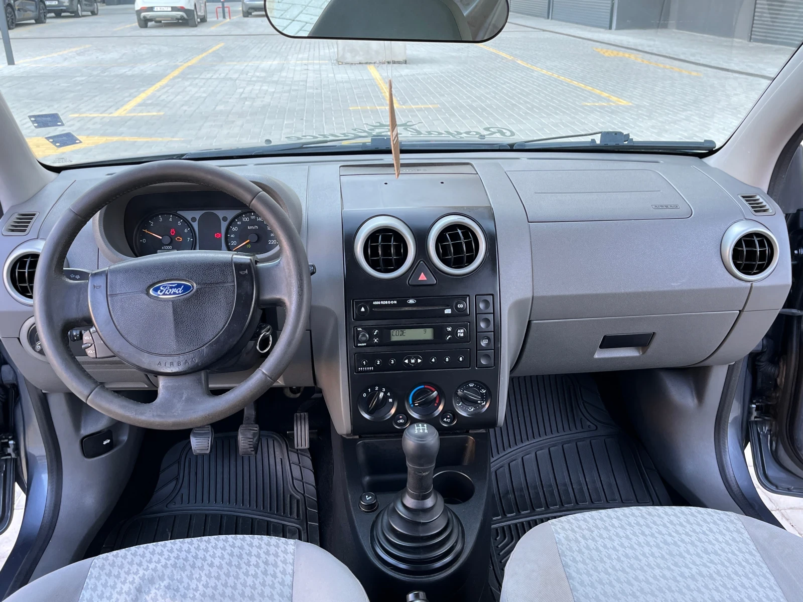 Ford Fusion 1.6I/101/2003� | Mobile.bg � ����������� 10