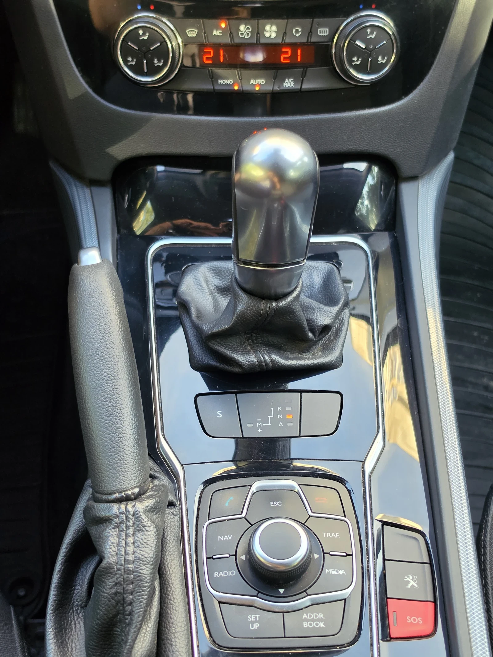 Peugeot 508 SW 1.6 e-HDI, снимка 15 - Автомобили и джипове - 55740463