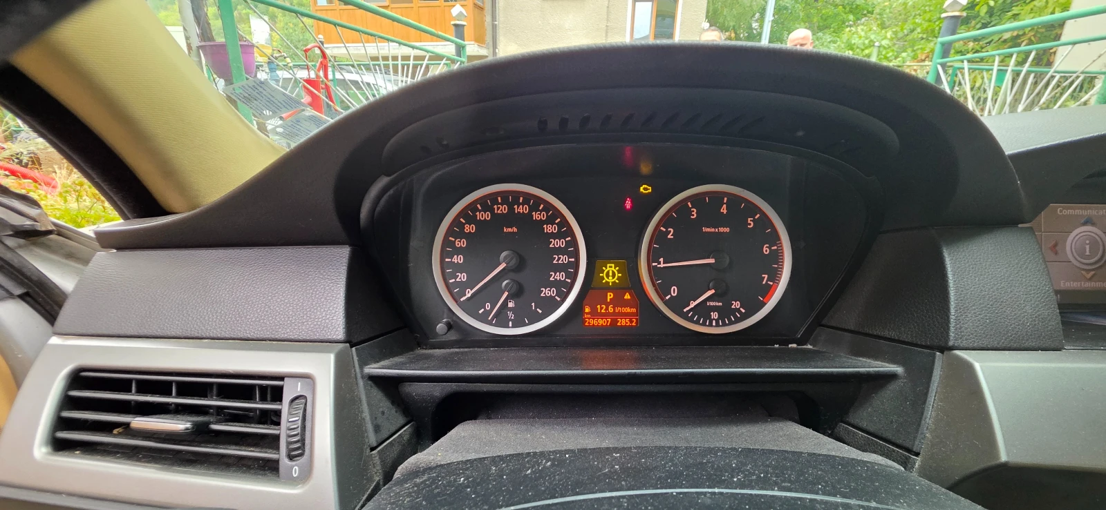 BMW 525 Xi 4X4, снимка 9 - Автомобили и джипове - 56234282